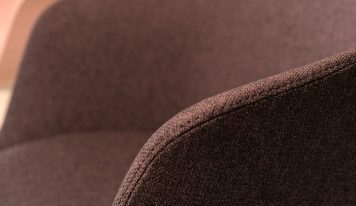 Fabric seating for bars and restaurants: advantages and disadvantages